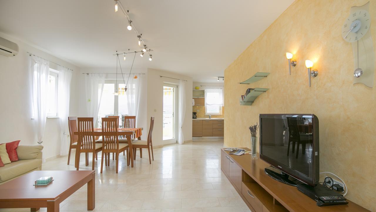 Apartment Jadranka Rabac Exteriör bild